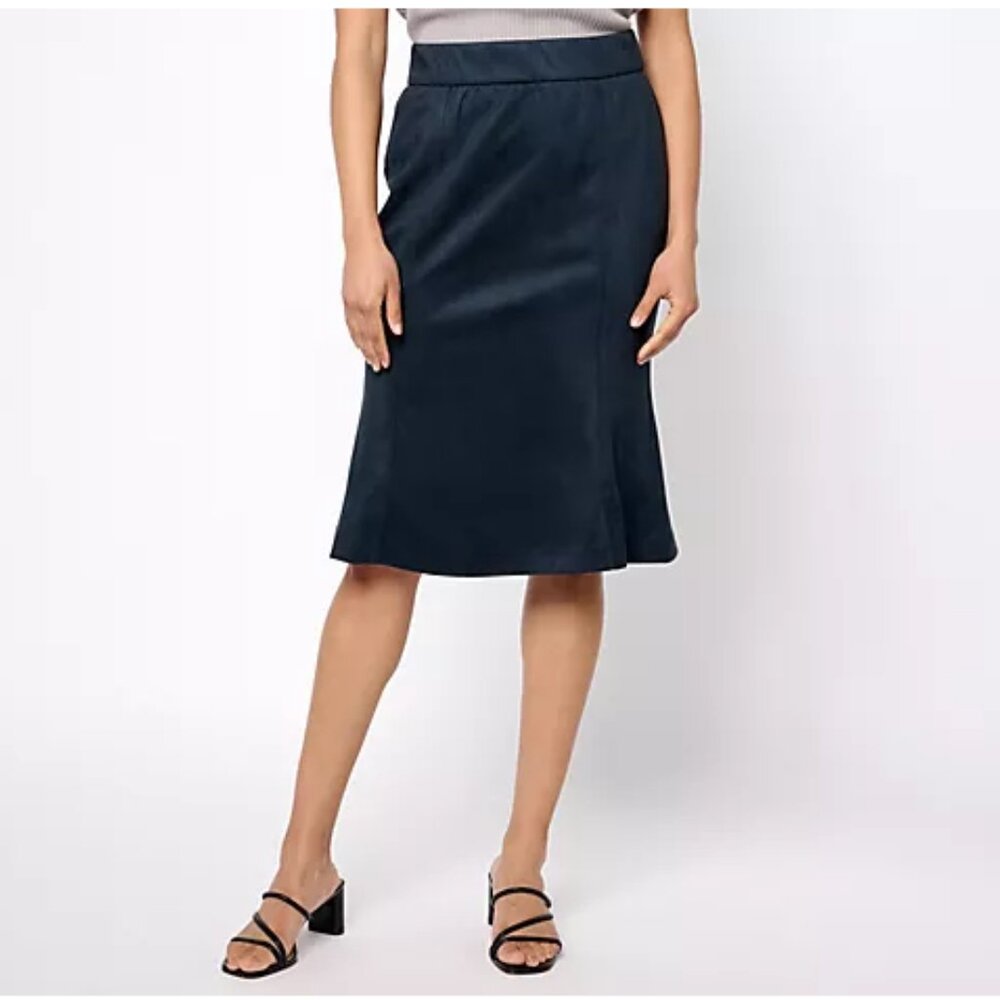 Isaac Mizrahi Live! Estate Tall Faux Suede Skirt Dark Navy; Sz. Tall Large
